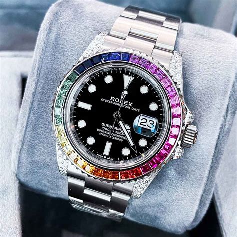 how many rolex are made a year